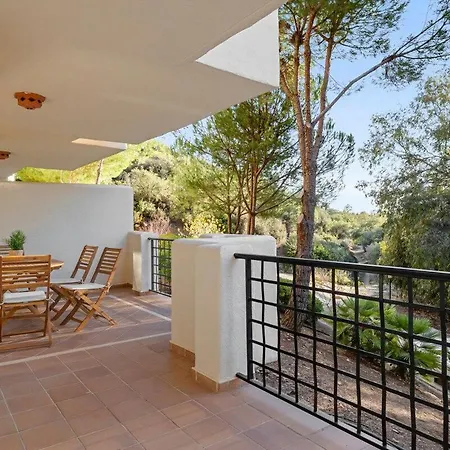 Luminoso Apartamento En Elviria Marbella